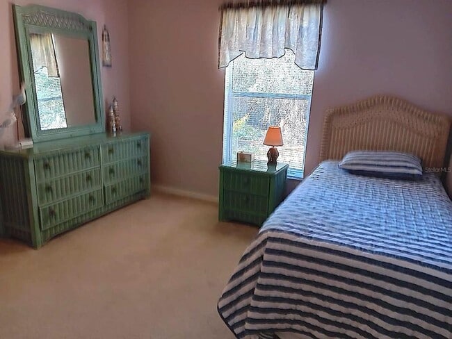 Building Photo - 4550 Fernway Dr