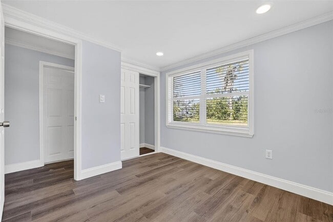 Building Photo - 4505 Cottonwood Dr