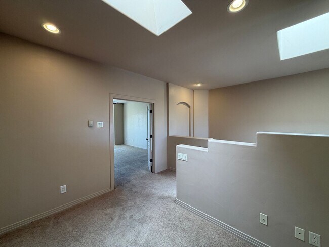 Building Photo - 4 Bedroom Home Plus Office Available Near Eubank Blvd NE & Paseo Del Norte!