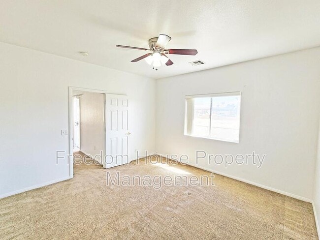 Building Photo - 1430 Star Rd