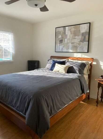 Building Photo - 21902 San Miguel St