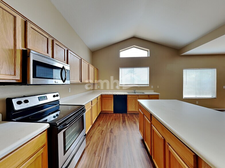 Building Photo - 12737 W Boca Raton Rd