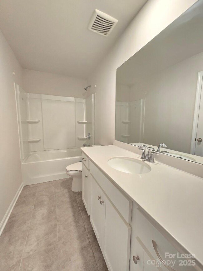 Building Photo - 18022 Stark Wy