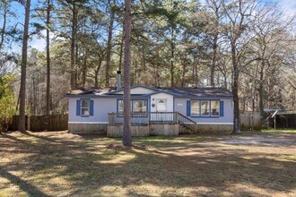 Building Photo - 4460 Grand Oaks Dr