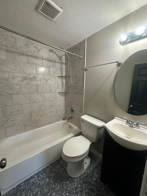 Building Photo - 3 Bedroom Single-Family Home