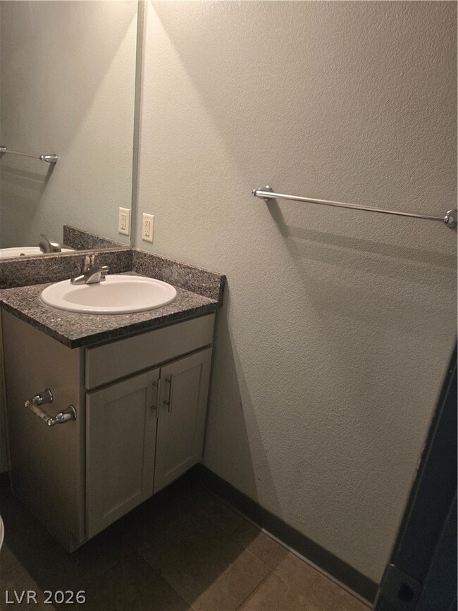 Building Photo - 223 N 9th St