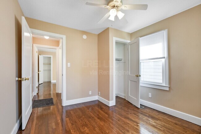 Building Photo - 936 Camden Ave