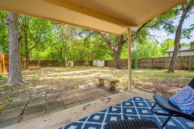 Building Photo - 7709 Woodrow Ave