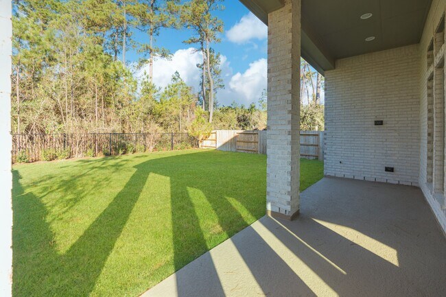 Building Photo - 15910 Mahogany Mist Dr