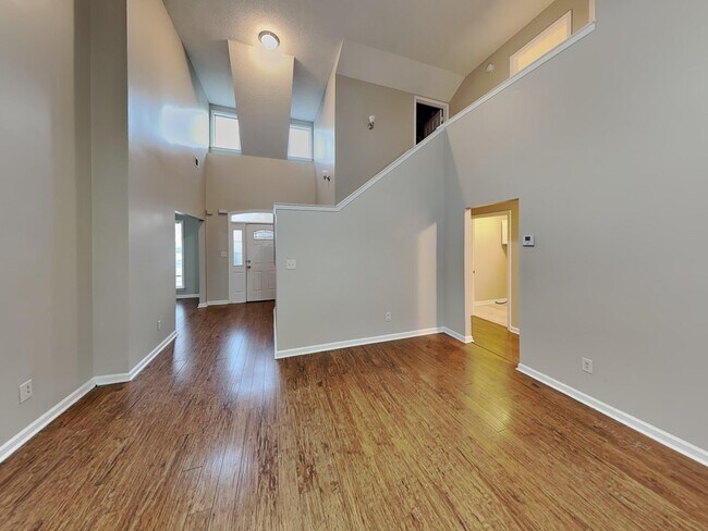 Primary Photo - 9036 Gracie Ln