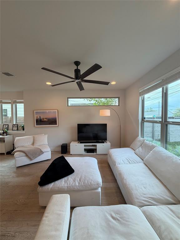 Building Photo - 1159 Webberville Rd