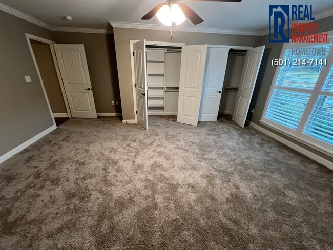 Building Photo - 527 Reuben Dr