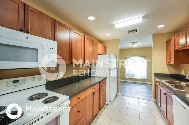 Building Photo - 3016 25th St W