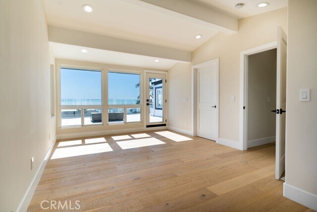 Building Photo - 2850 Zell Dr