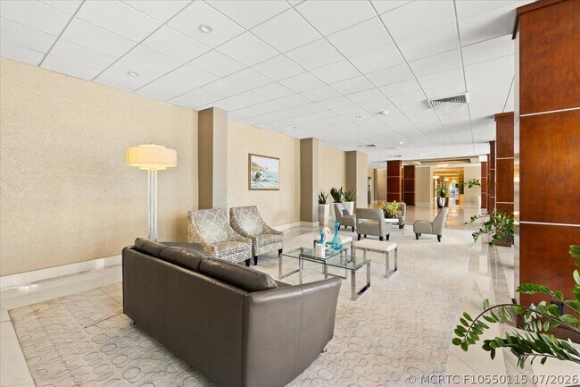 Building Photo - 4250 Galt Ocean Dr
