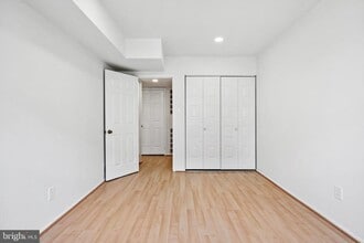 Building Photo - 826 Hendrix St