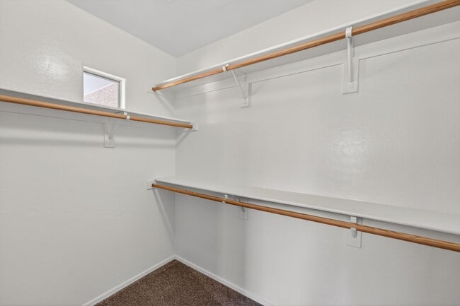 Building Photo - Spacious Gilbert Corner Lot Rental with 4 Bedrooms, Vaulted Ceilings & Private Backyard Retreat