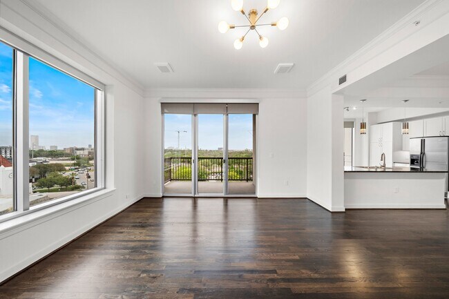 Building Photo - 3333 Allen Pkwy