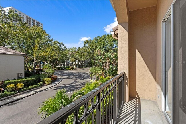 Building Photo - 604 Arbor Lake Ln