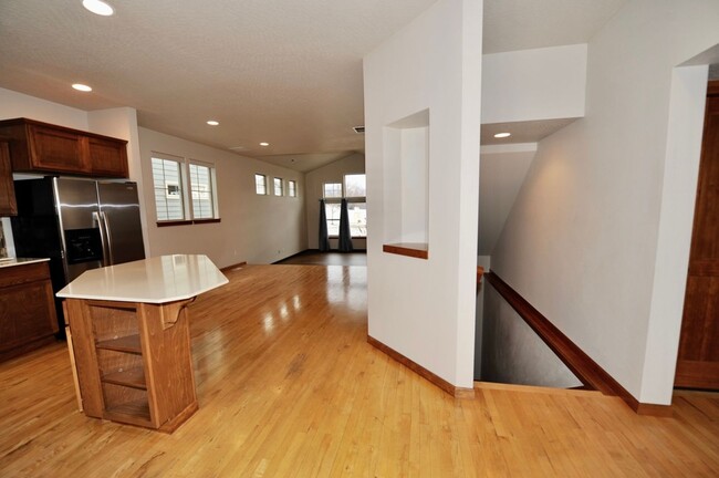 Building Photo - Coeur d'Alene Place Community 3 bed 2.5 ba...