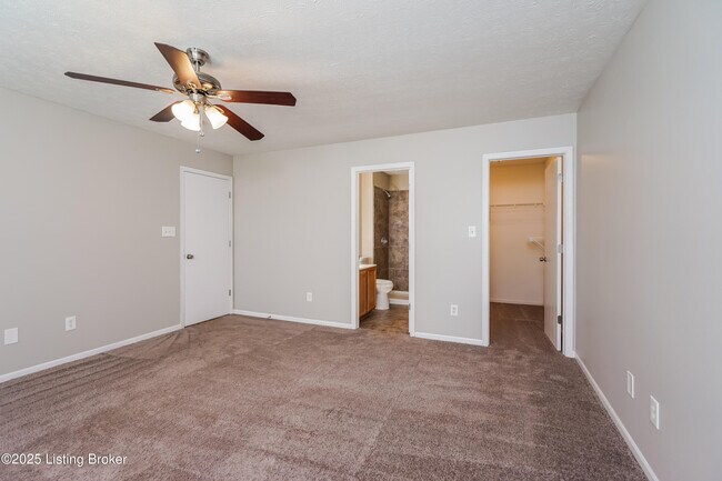 Building Photo - 6607 Hunters Creek Blvd