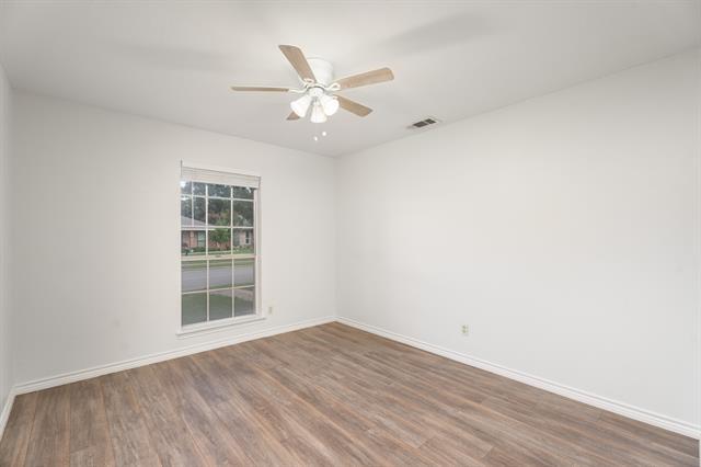 Building Photo - 801 Meadowgate Dr