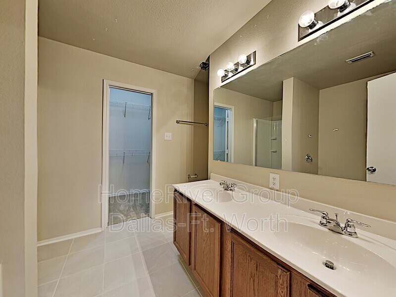 Building Photo - 1709 Terrell Dr
