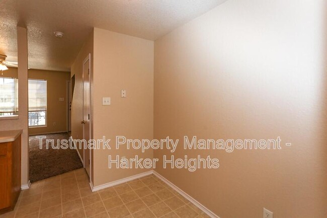 Building Photo - 4501 Mattie Dr