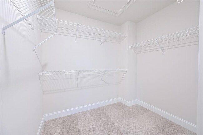 Building Photo - 1356 Live Oak Ln