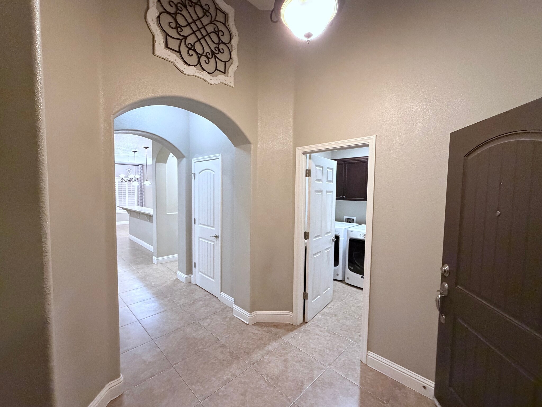 Entry - 533 St Julien Dr