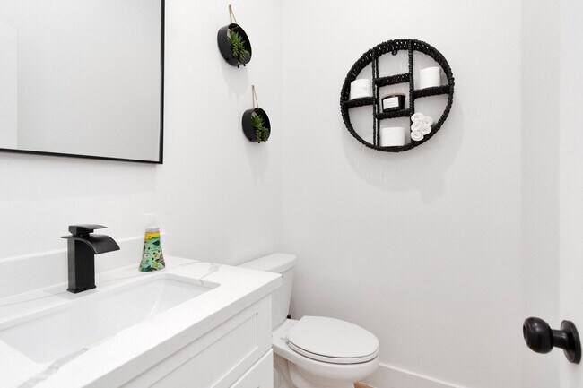 Building Photo - 5308 Denmark St