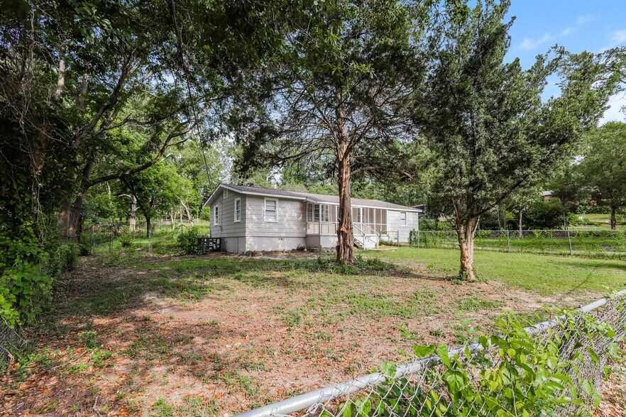 Building Photo - 2913 22nd Ave