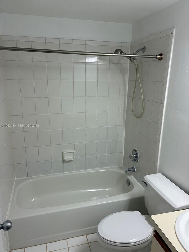 Building Photo - 11611 SW 90th Terrace