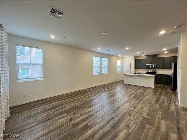 Building Photo - 2824 Abrantes Pl