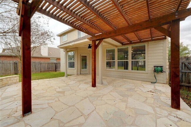 Building Photo - 932 Rusk Rd