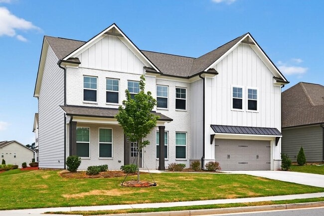 Building Photo - 4407 Silver Oak Dr SW