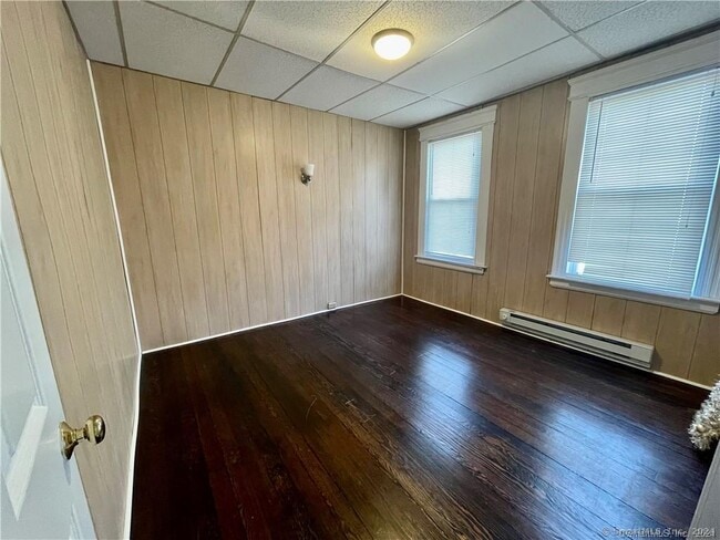 Building Photo - 68 Englewood Ave