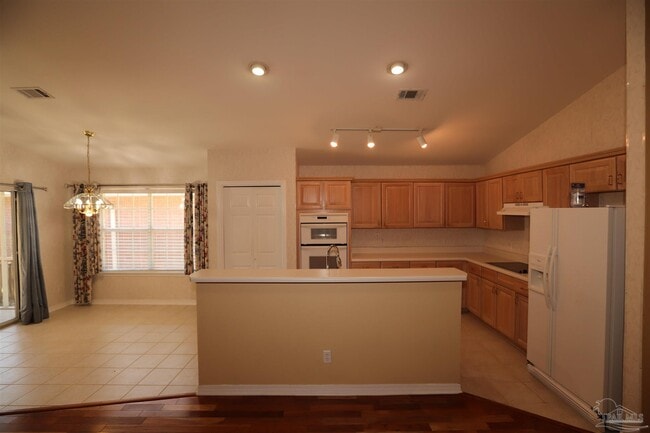 Building Photo - 9955 Rail Cir