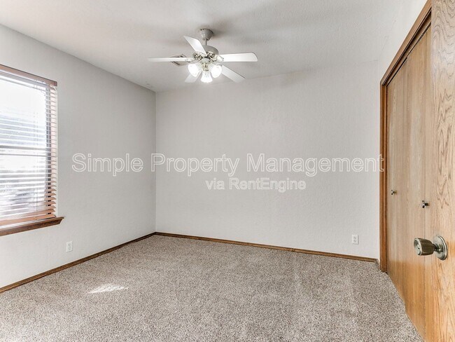 Building Photo - 3716 Summer Cloud Dr