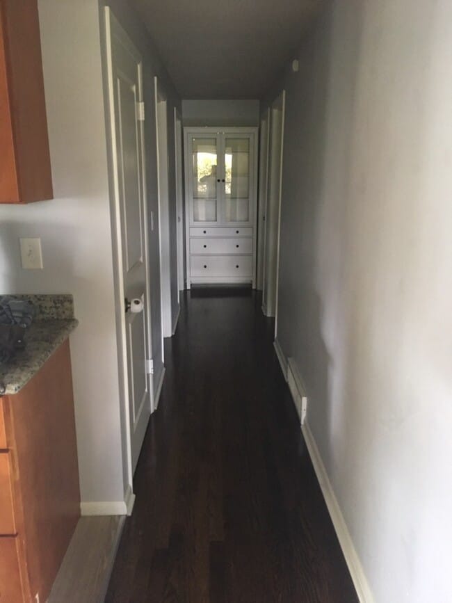 Building Photo - Rambler with Basement
