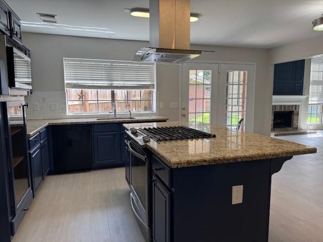 Building Photo - 16903 River Willow Dr