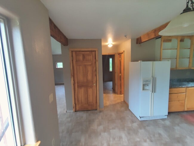 Building Photo - 12201 E Soapstone Rd