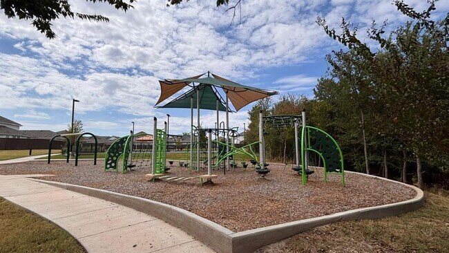 Building Photo - 2704 Towy Rd