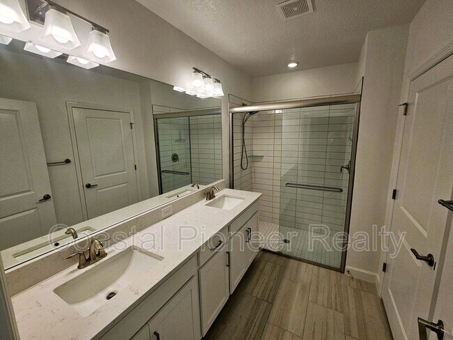 Building Photo - 10980 Gable Dig Lp