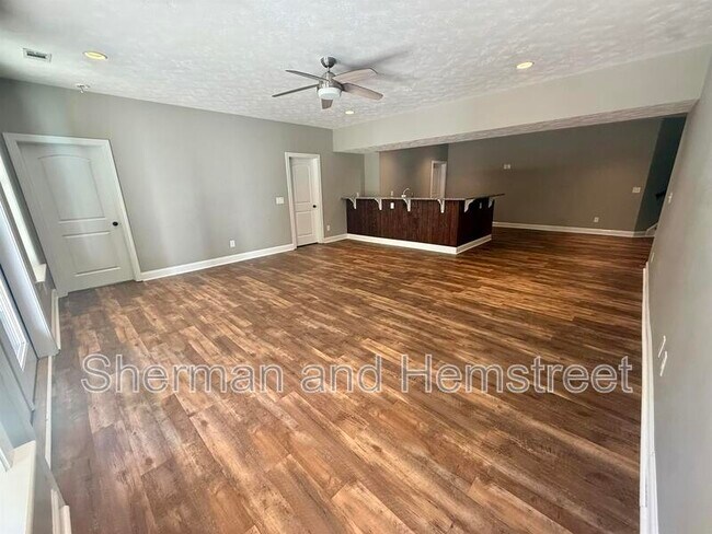 Building Photo - 4239 Windslow Dr