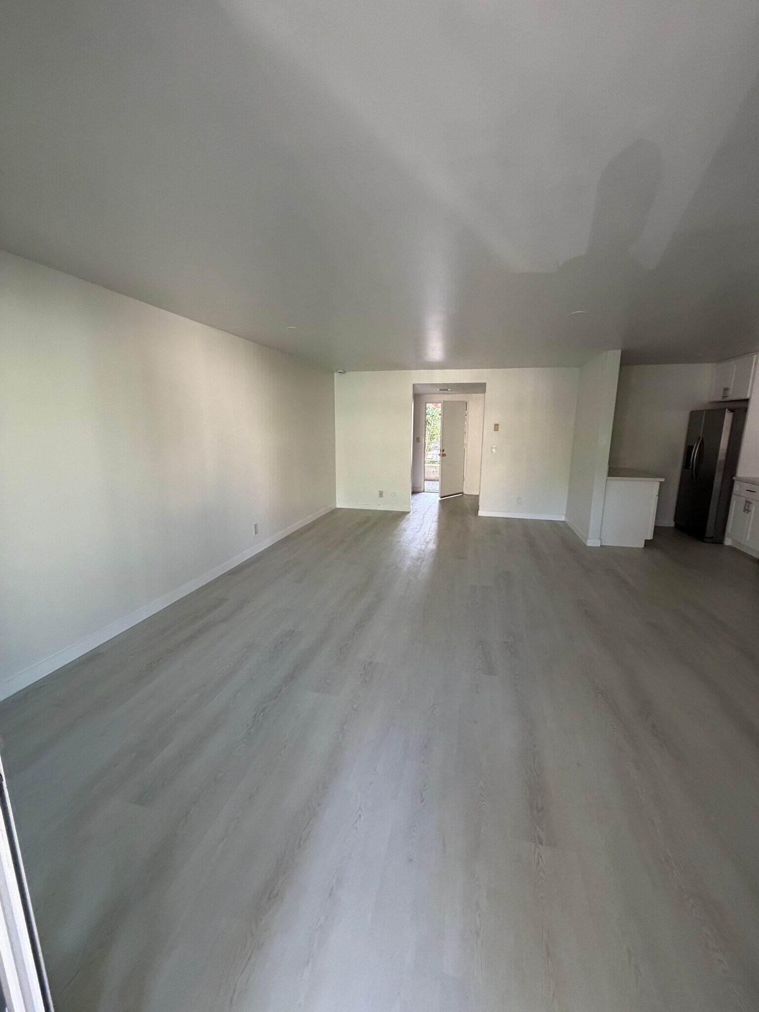 Building Photo - 5650 Sumner Way