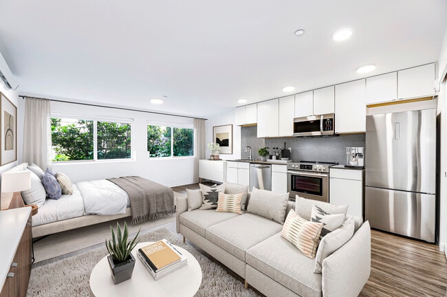 Building Photo - Eastlake Apartments