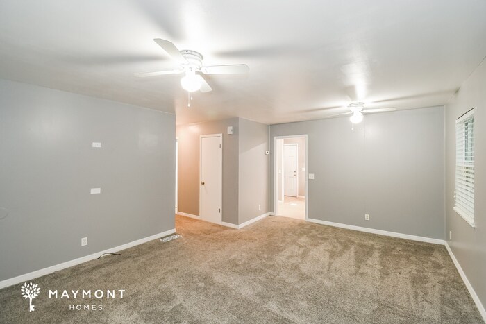 Building Photo - 1024 Del Monaco Ave