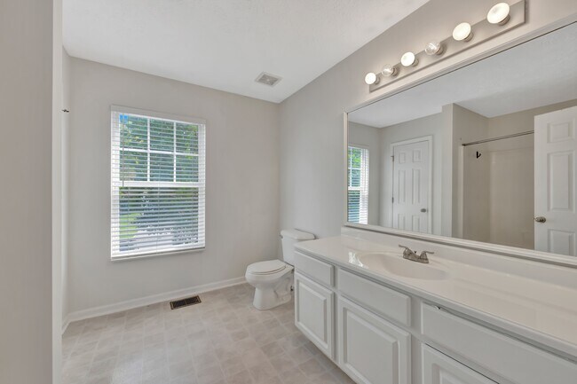 Building Photo - 7109 Commonwealth Cir