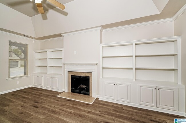 Building Photo - 1291 Washington Dr